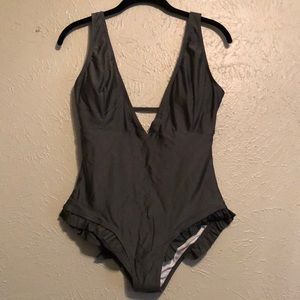 One piece plunge swimsuit